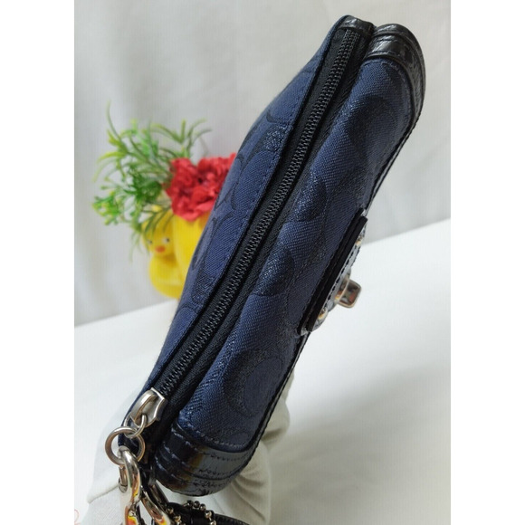 Coach Legacy Signature Blue Canvas Black Leather Trim Flap Wristlet -Coin Wallet - Picture 5 of 12